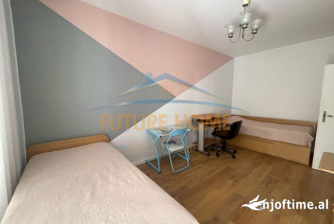 Shtepi ne shitje Apartament ne Tirane, 2+1, Mobilimi E mobiluar, Pagesa 173,000  Euro.