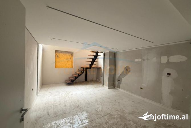 Shtepi ne shitje 4+1 ne Tirane - 316,800 Euro