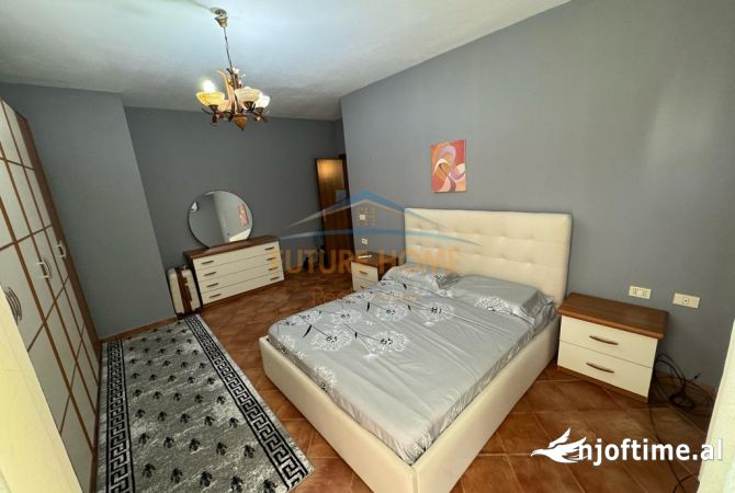 Shtepi me qera 2+1 ne Tirane - 800 Euro