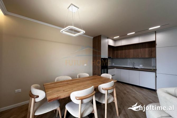 Shtepi me qera Apartament ne Tirane, 2+1, Mobilimi E mobiluar, Pagesa 1,200  Euro.