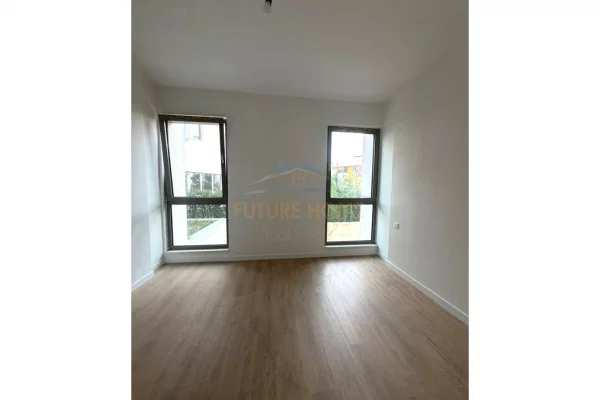 Shtepi me qera 2+1 ne Tirane - 1,200 Euro
