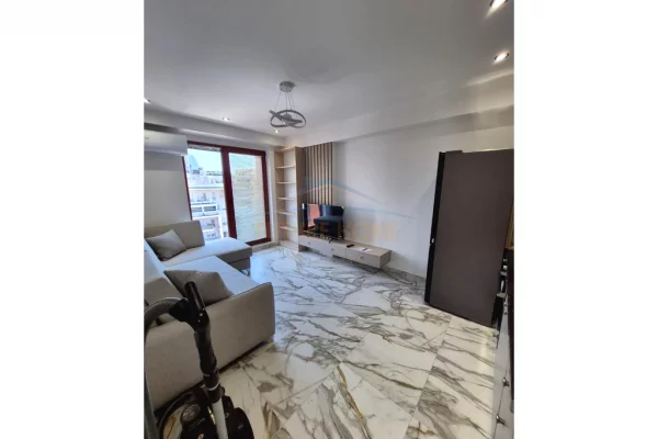 Shtepi ne shitje 1+1 ne Tirane - 250,000 Euro