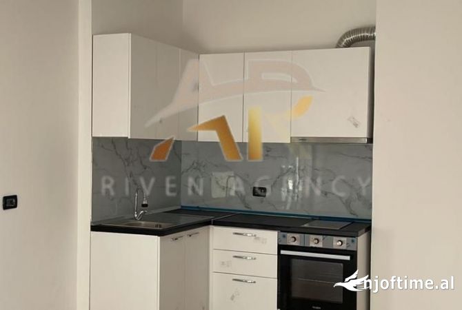 Shtepi me qera 2+1 ne Tirane - 600 Euro