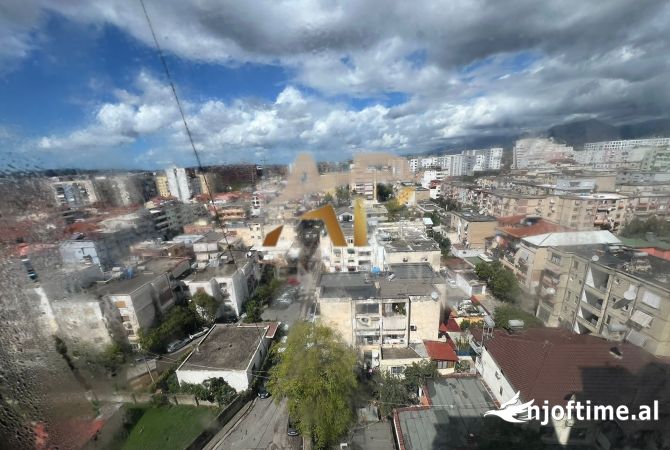 Shtepi me qera 3+1 ne Tirane - 800 Euro