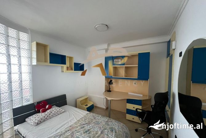Shtepi me qera 3+1 ne Tirane - 800 Euro