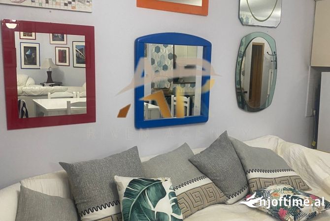 Shtepi me qera 2+1 ne Tirane - 900 Euro