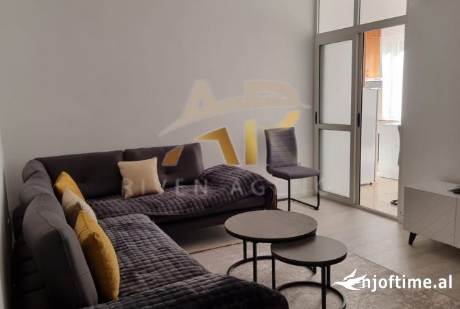 Shtepi me qera 1+1 ne Tirane - 630 Euro