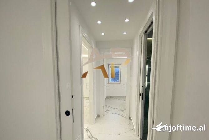 Casa in affitto 2+1 a Tirana - 1,000 Euro
