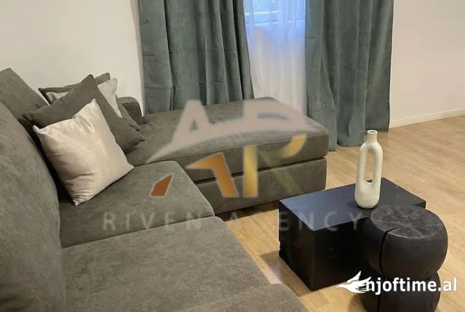 Shtepi me qera 2+1 ne Tirane - 700 Euro