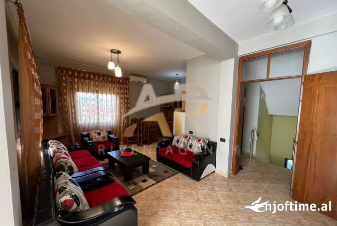 Shtepi me qera 2+1 ne Tirane - 700 Euro