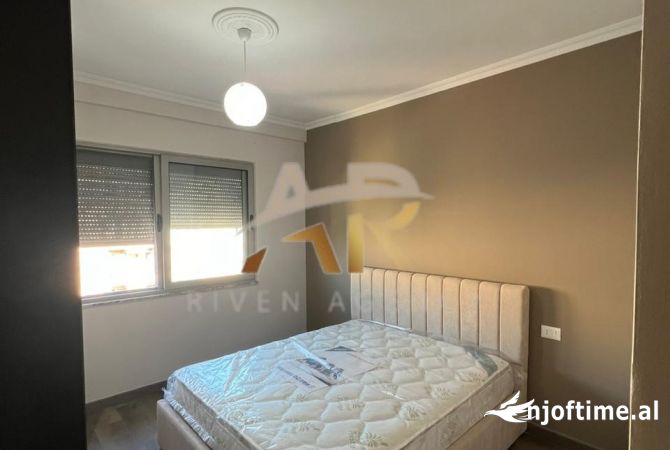 Shtepi me qera 2+1 ne Tirane - 50,000 Leke