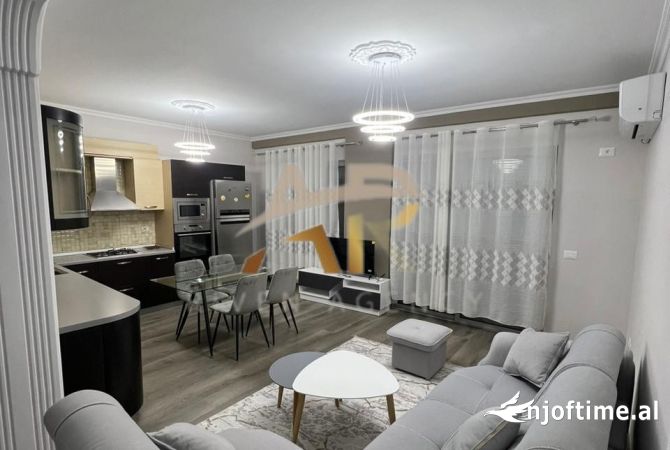 Shtepi me qera 2+1 ne Tirane - 50,000 Leke