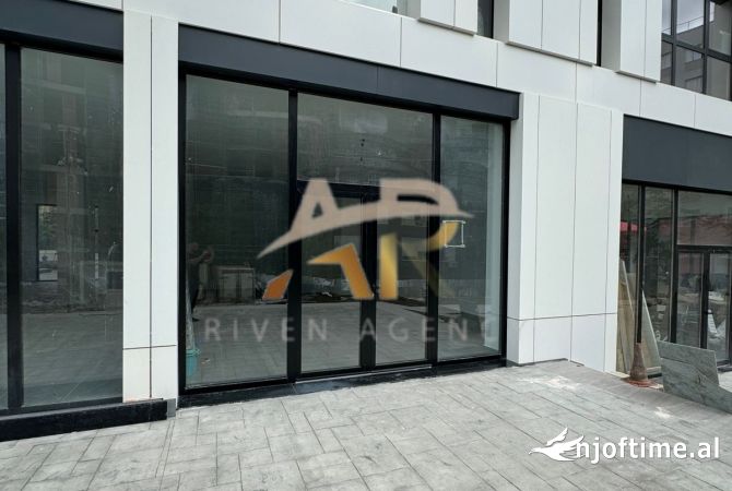 Ambient biznesi me qera 3+1 ne Tirane - 800 Euro