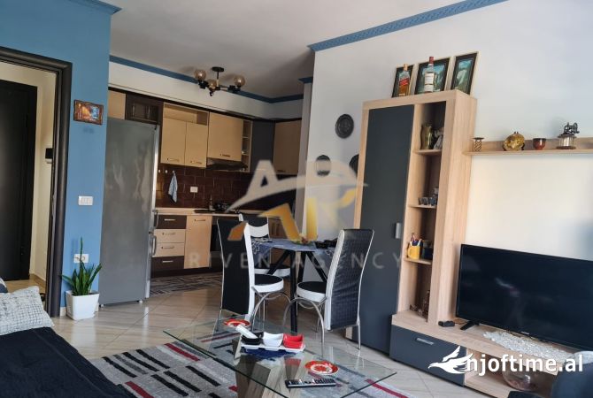 Shtepi ne shitje 1+1 ne Tirane - 130,000 Euro