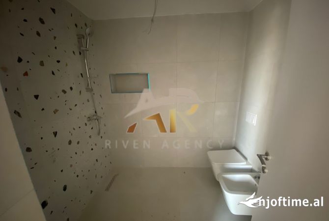 Apartment for rent in Tirana 2+1, Emty