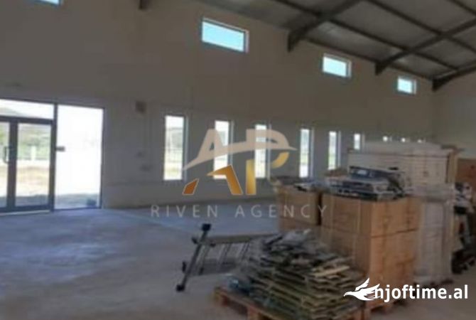 Ambient biznesi me qera 4+1 ne Tirane - 2,000 Euro