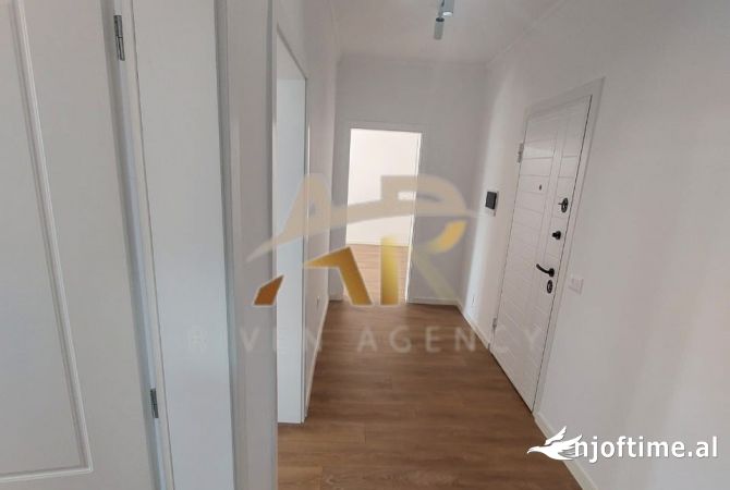 Shtepi ne shitje 2+1 ne Tirane - 185,000 Euro