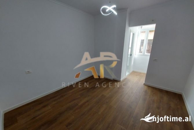 Shtepi ne shitje 2+1 ne Tirane - 185,000 Euro