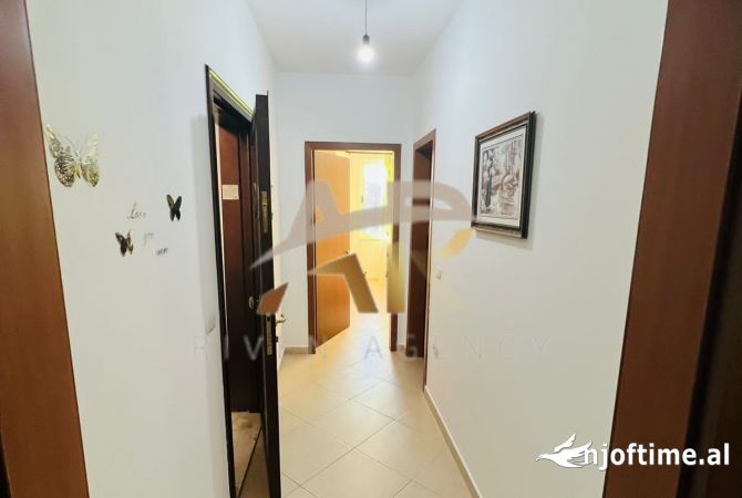 Shtepi me qera 1+1 ne Tirane - 400 Euro