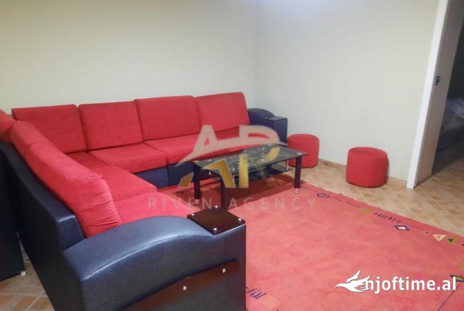 Shtepi me qera 1+1 ne Tirane - 33,000 Leke
