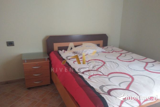 Shtepi me qera 1+1 ne Tirane - 33,000 Leke