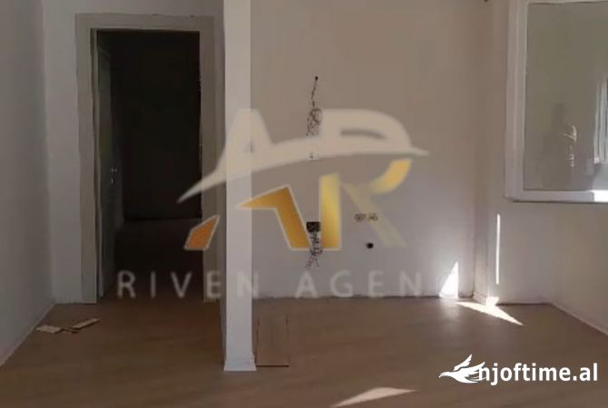 Shtepi me qera 2+1 ne Tirane - 500 Euro