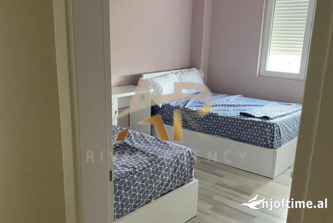 Shtepi me qera 2+1 ne Tirane - 550 Euro