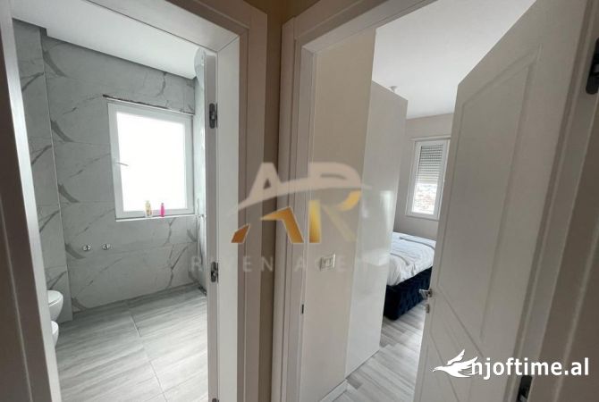 Shtepi me qera Apartament ne Tirane, 2+1, Mobilimi E mobiluar, Pagesa 550  Euro.