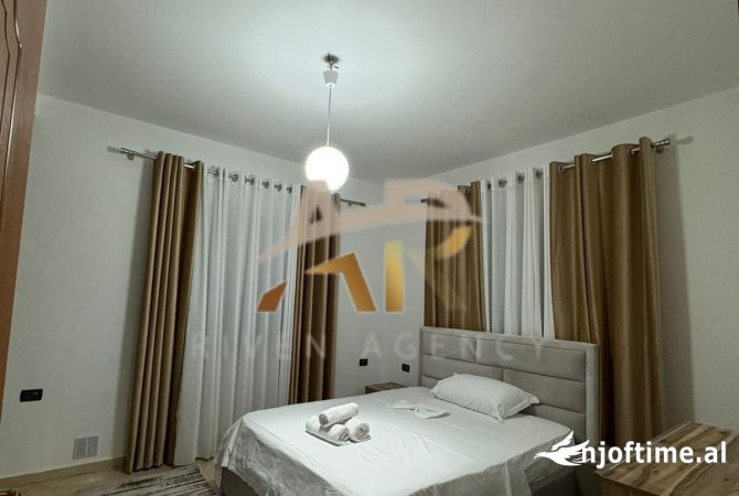 Shtepi me qera Apartament ne Tirane, 1+1, Mobilimi E mobiluar, Pagesa 500  Euro.