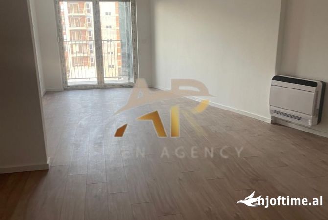 Shtepi me qera 3+1 ne Tirane - 50,000 Leke