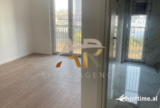 Shtepi me qera 3+1 ne Tirane - 50,000 Leke