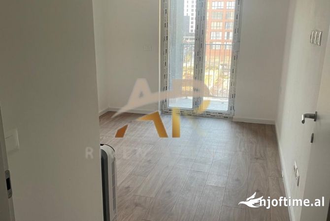 Shtepi me qera 3+1 ne Tirane - 50,000 Leke