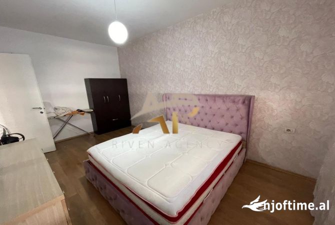 Shtepi me qera 2+1 ne Tirane - 700 Euro