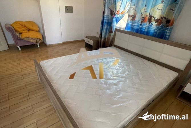 Shtepi me qera 1+1 ne Tirane - 43,000 Leke