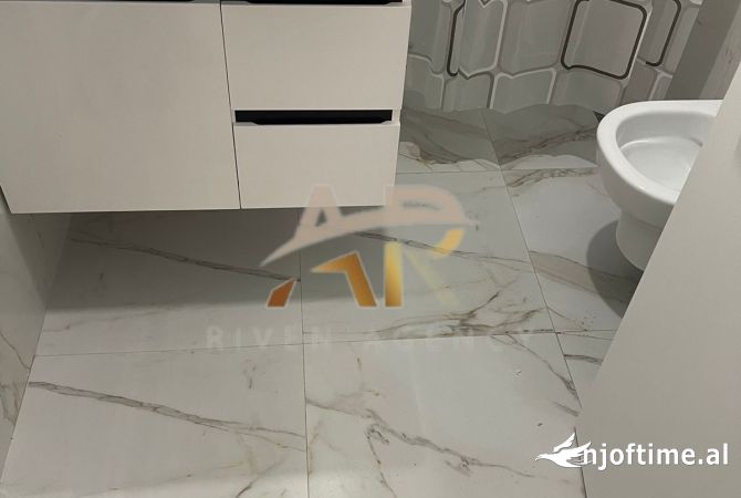 Shtepi me qera Apartament ne Tirane, 1+1, Mobilimi E mobiluar, Pagesa 50,000  Leke.