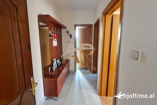 Shtepi me qera 1+1 ne Tirane - 800 Euro