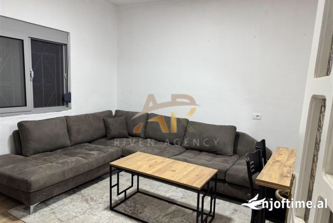 Shtepi me qera 1+1 ne Tirane - 400 Euro