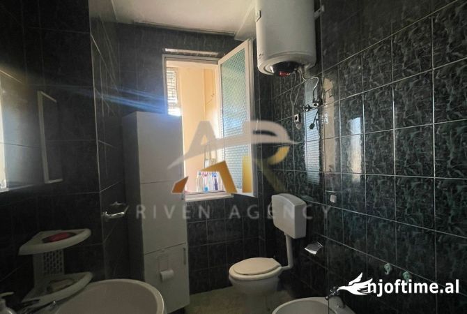 Shtepi me qera Apartament ne Tirane, 2+1, Mobilimi E mobiluar, Pagesa 600  Euro.