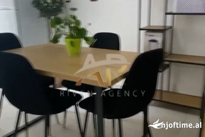 Shtepi me qera 2+1 ne Tirane - 600 Euro