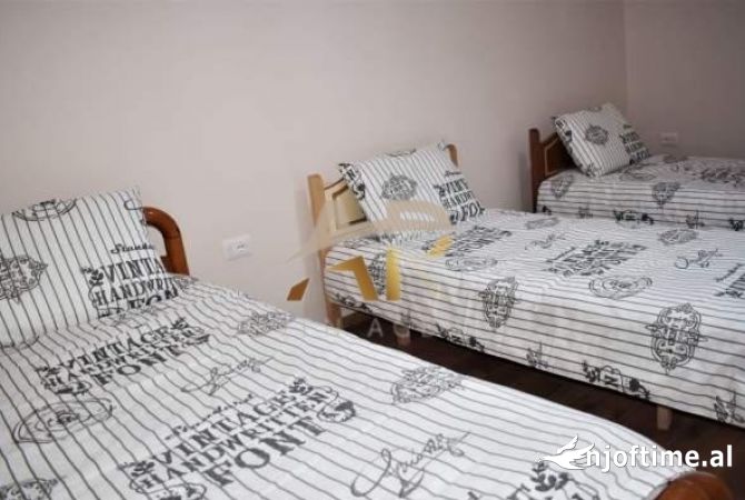 Shtepi me qera Apartament ne Tirane, 2+1, Mobilimi E mobiluar, Pagesa 600  Euro.