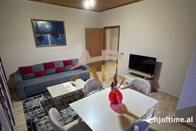 Shtepi me qera 1+1 ne Tirane - 450 Euro