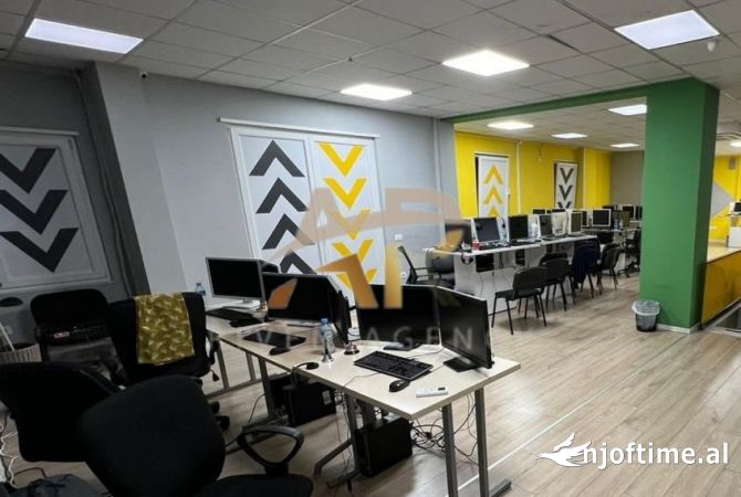 Ambient biznesi me qera 1+1 ne Tirane - 700 Euro
