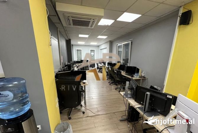 Ambient biznesi me qera 1+1 ne Tirane - 700 Euro