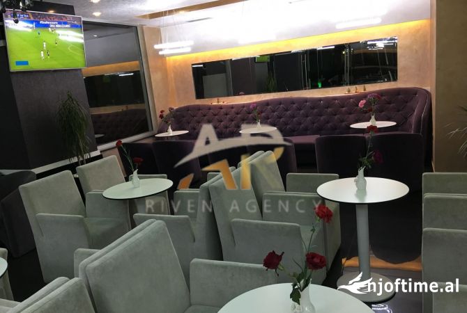 Ambient biznesi me qera 2+1 ne Tirane - 1,700 Euro