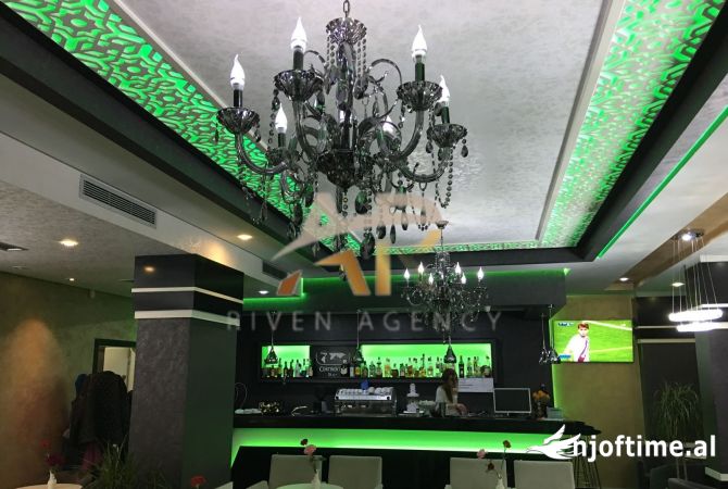 Ambient biznesi me qera 2+1 ne Tirane - 1,700 Euro