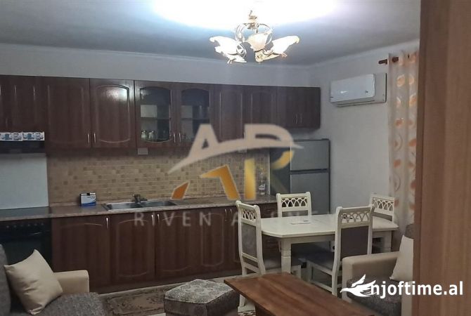 Shtepi me qera 2+1 ne Tirane - 500 Euro