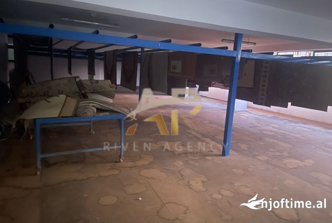 Ambient biznesi me qera 1+1 ne Tirane - 4,000 Euro
