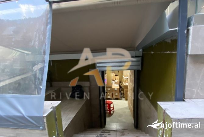 SHITET AMBJENT BIZNESI NE BLLOK