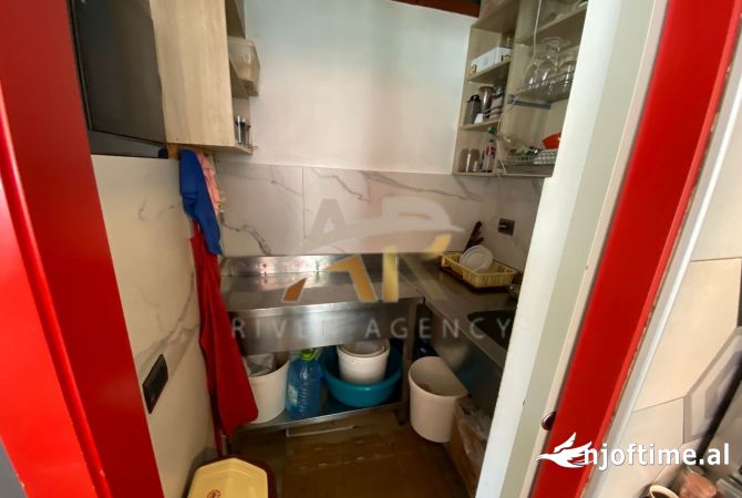 Ambient biznesi ne shitje 2+1 ne Tirane - 25,000 Euro