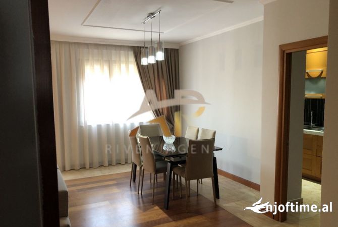 Shtepi me qera 3+1 ne Tirane - 1,100 Euro